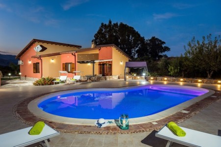 Villa con piscina a Castellammare del Golfo - Villa Flavia
