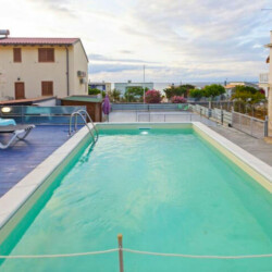 Casa vacanza con piscina fronte mare a Alcamo Marina