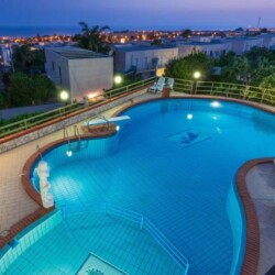 Villa con piscina in affitto Marina di Ragusa