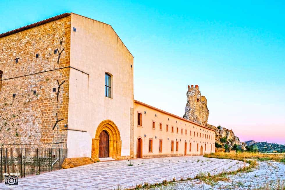 Castello di Pietrarossa e S. Maria degli Angeli