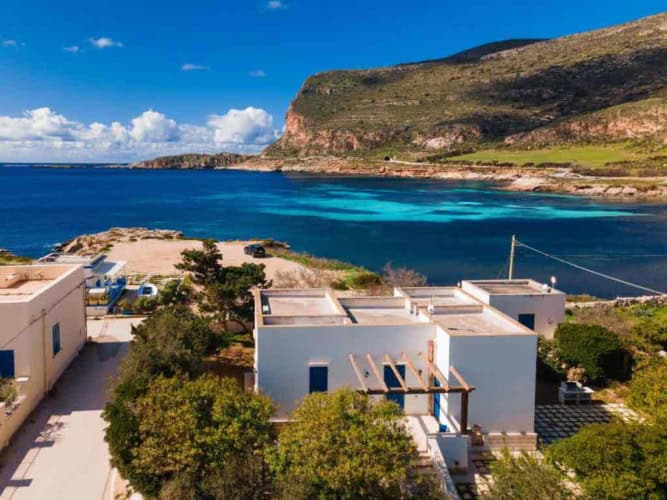 Favignana villa sul mare Punta Longa