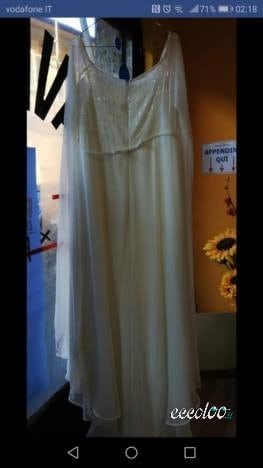 Vestito da sposa bianco taglia 46/48. €. 350