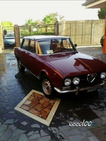 Alfa Romeo d’epoca berlina 2000. €. 10000