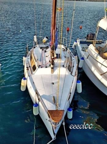 Barca a vela cabinata, deriva mobile carrellabile, eventuale carrello omologato e autopilota Raymarine. €.7000