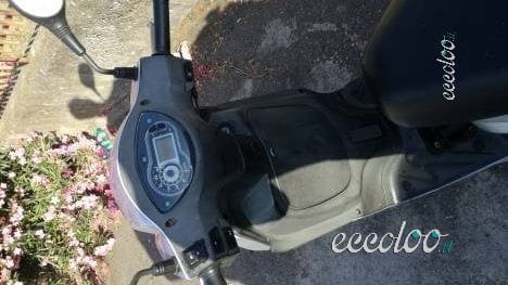 Scooter Peugeot 150 anno 2010 ruote nuove. €. 400