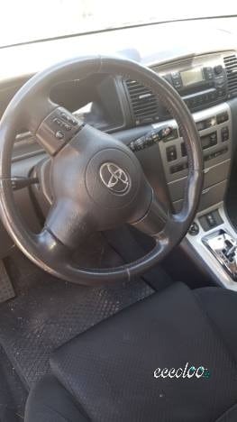Toyota Corolla 1.4 diesel con cambio automatico. €. 2200